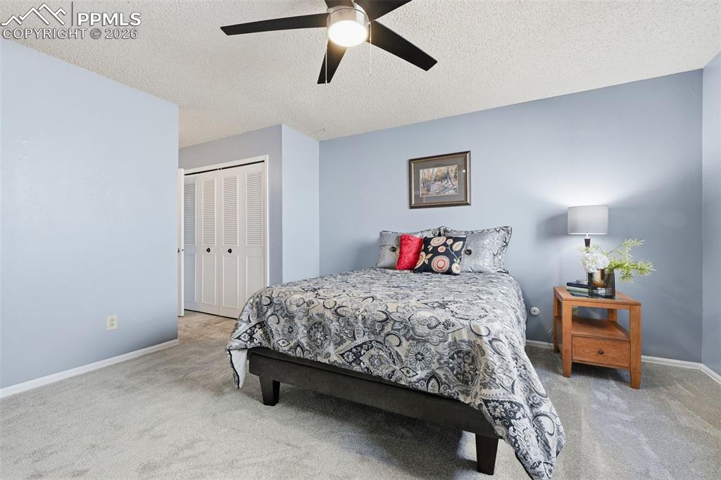 Image 16 of 46: Bedroom