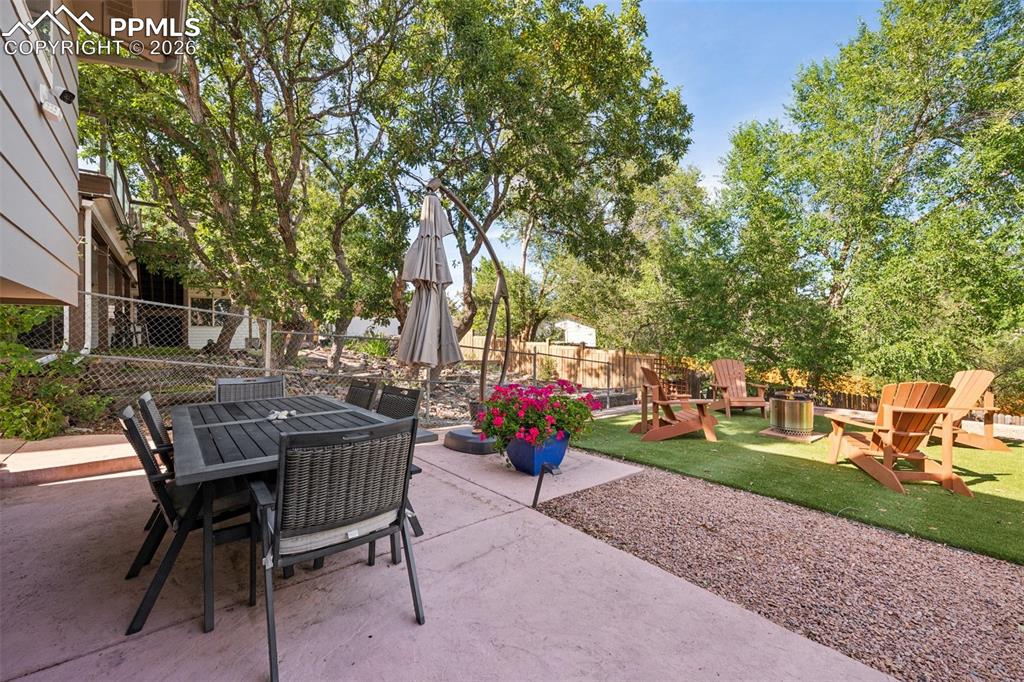 Image 5 of 46: Patio