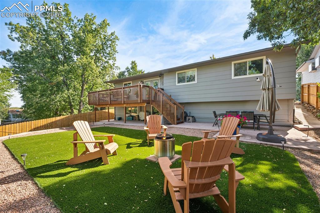 Image 6 of 46: Back of Structure