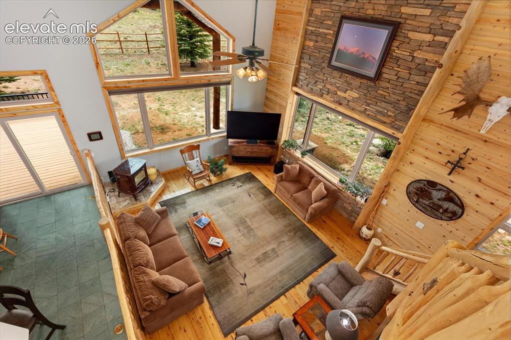 Image 7 of 37: Living Room