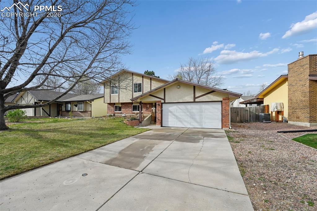 Image 2 of 26: Front of Structure