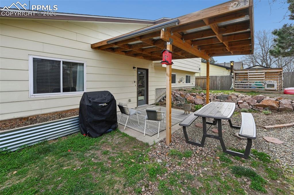 Image 24 of 26: Patio