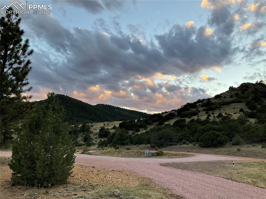 Image 30 of 32: View