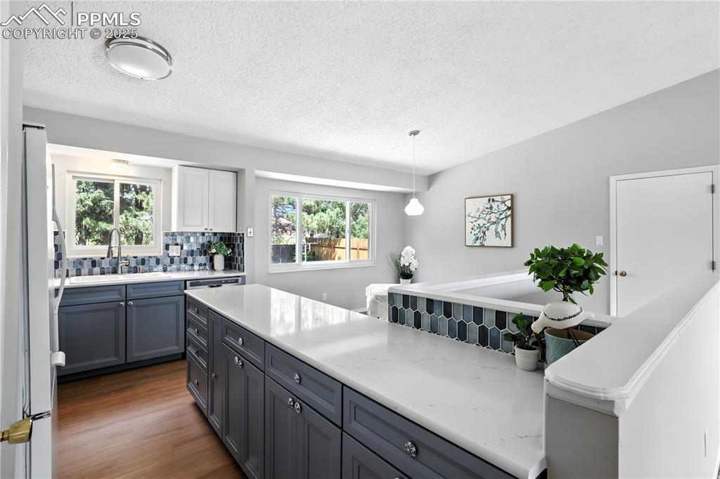 Image 8 of 36: Kitchen