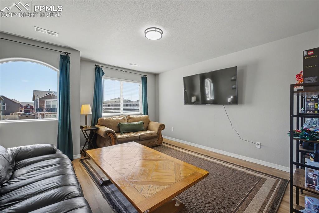 Image 19 of 39: Loft