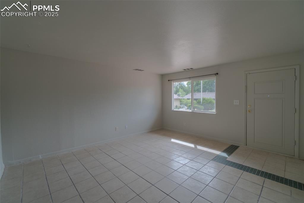 Image 12 of 35: Living Room