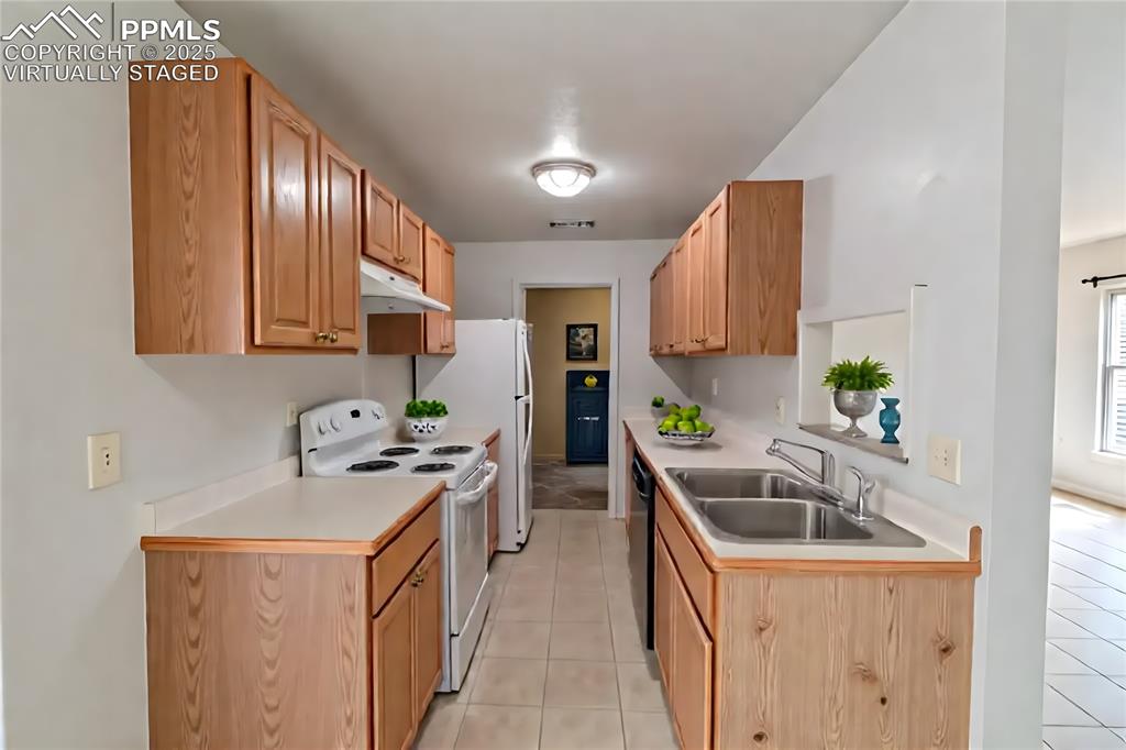 Image 5 of 35: virtually staged