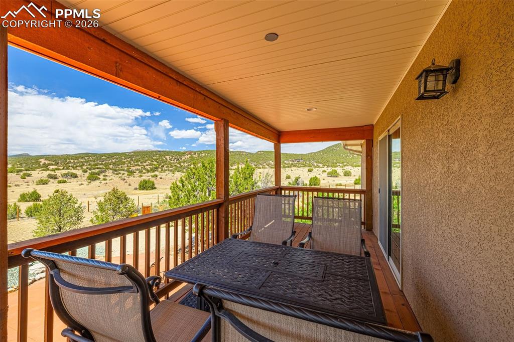 Image 20 of 44: Balcony