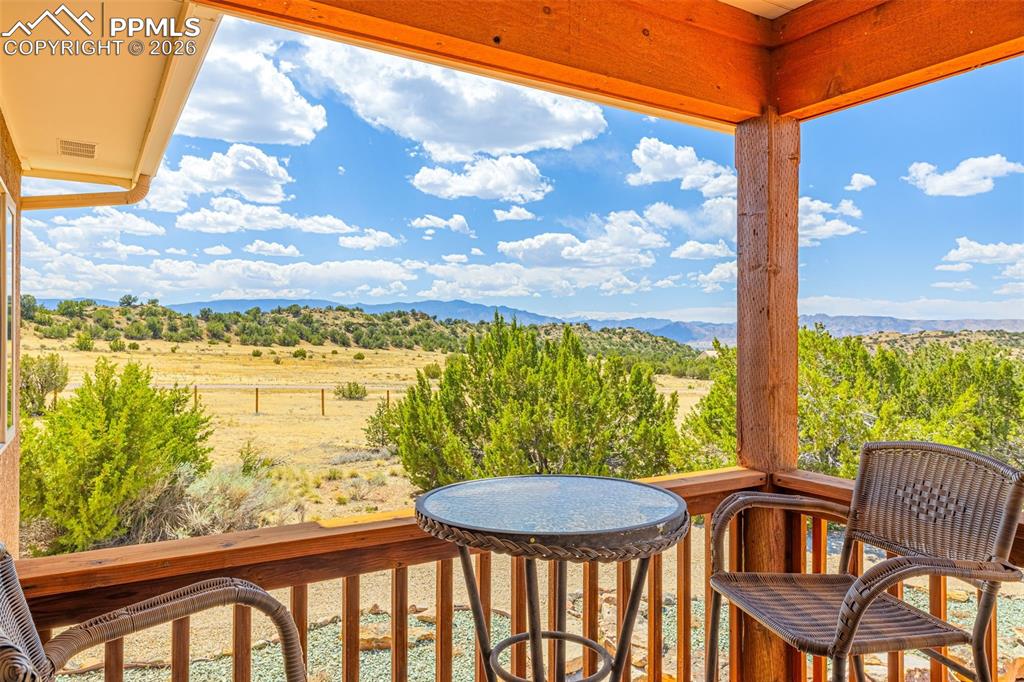 Image 22 of 44: Balcony