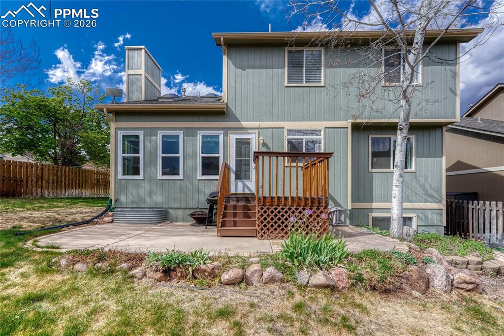 Image 44 of 49: Back of Structure