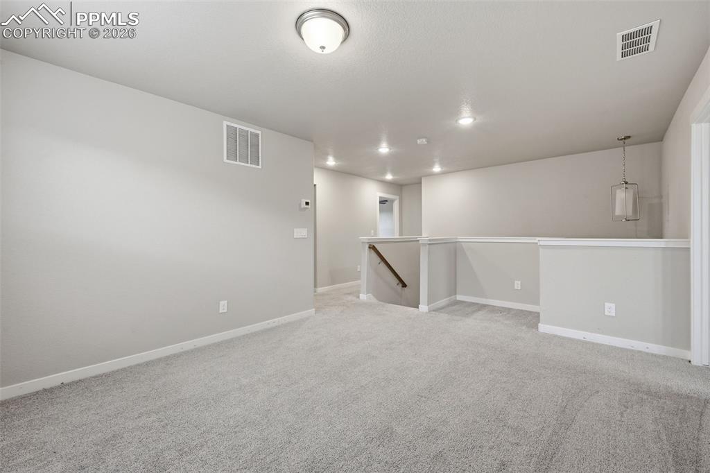 Image 25 of 46: Loft