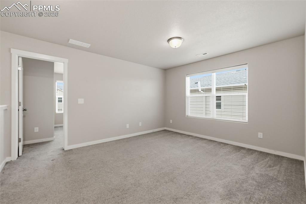 Image 26 of 46: Loft