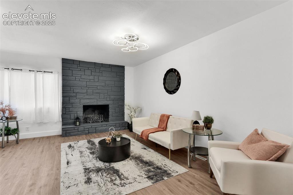 Image 10 of 23: Living Room