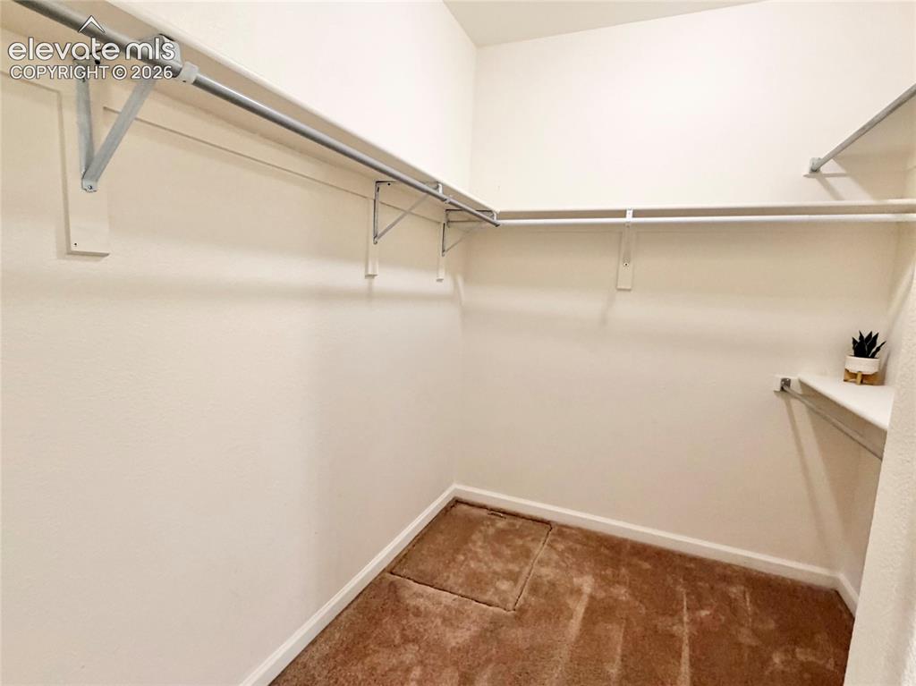Image 10 of 16: Closet