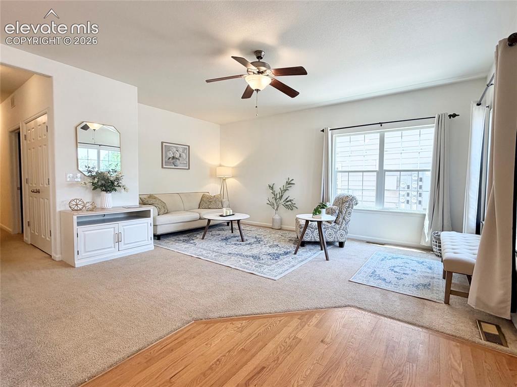Image 2 of 16: Living Room