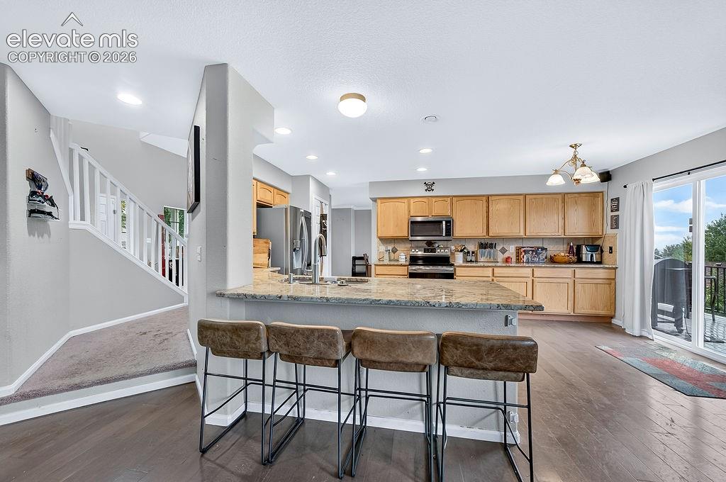Image 12 of 48: Kitchen