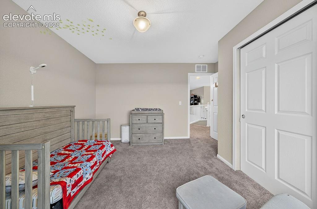 Image 31 of 48: Bedroom