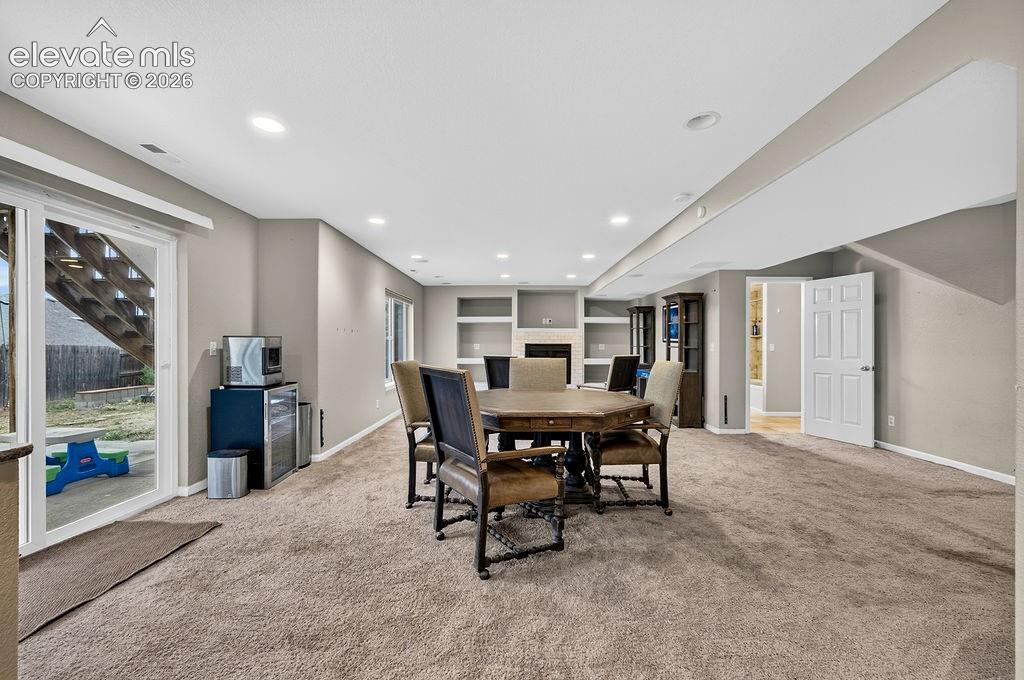 Image 37 of 48: Dining Area