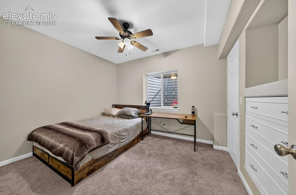 Image 41 of 48: Bedroom