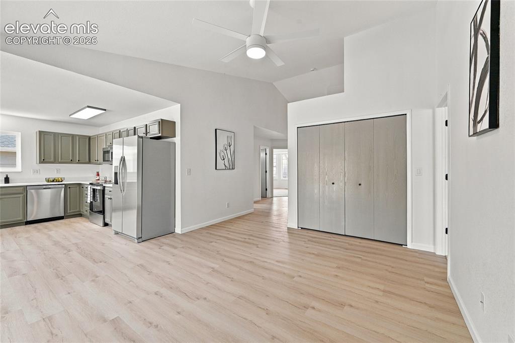 Image 15 of 26: Living Room