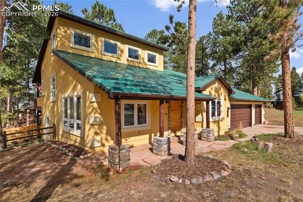 Image 3 of 46: Front of Structure