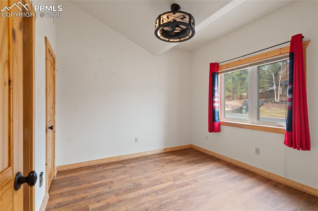 Image 9 of 46: Bedroom