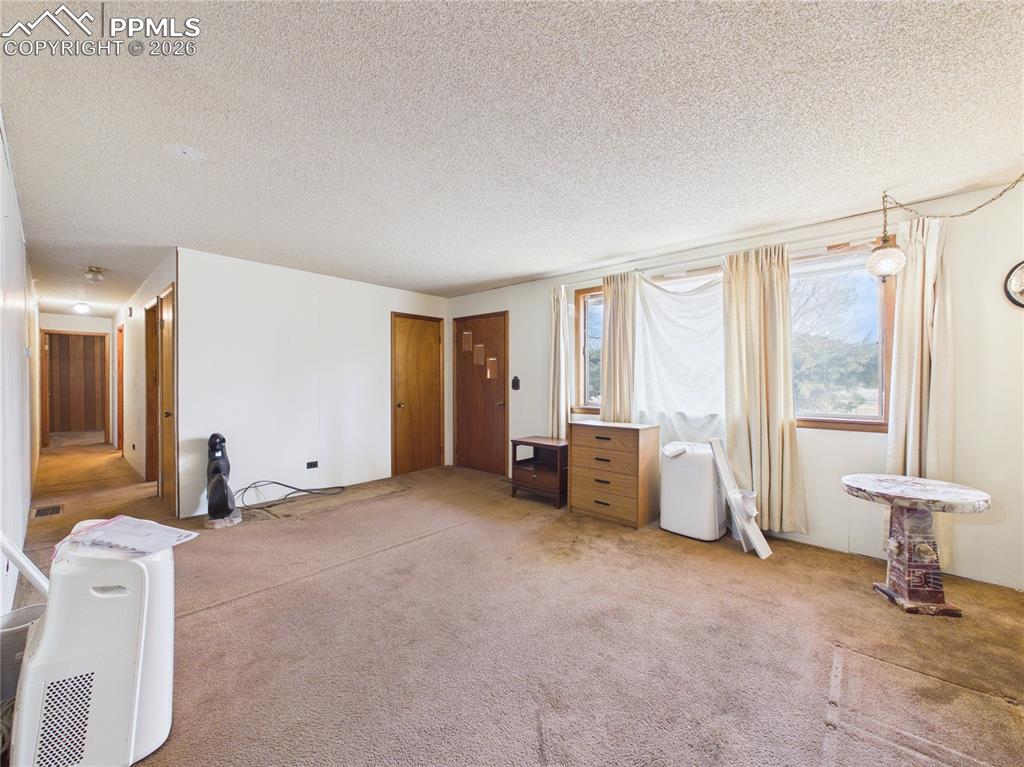 Image 7 of 37: Bedroom