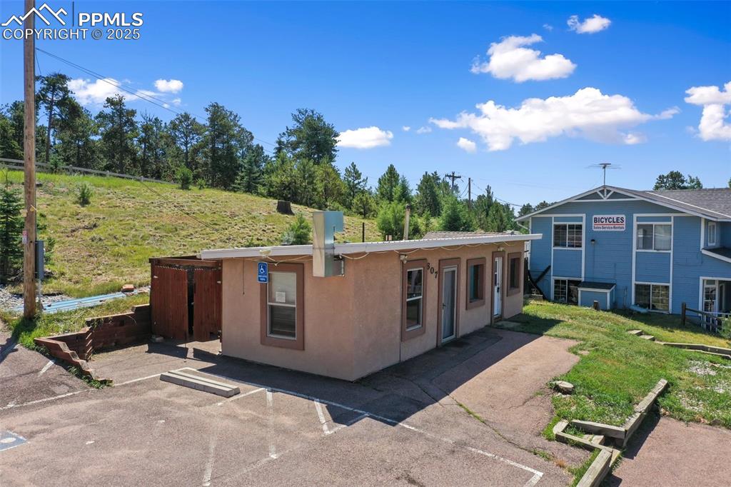 Image 35 of 36: Back of Structure