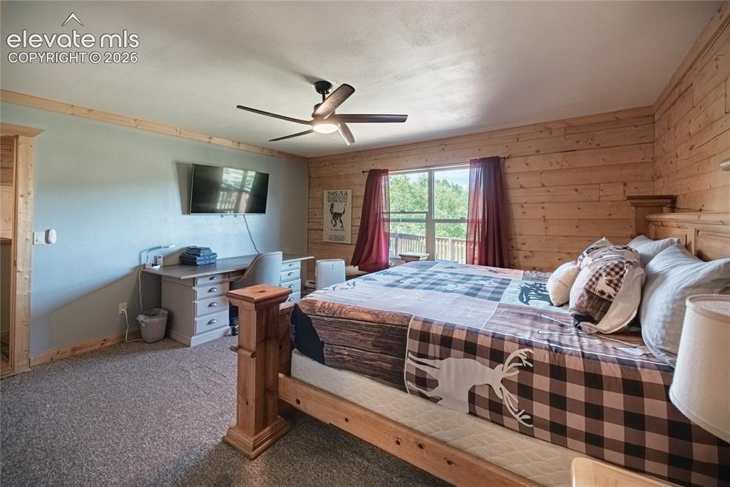 Image 12 of 45: Bedroom