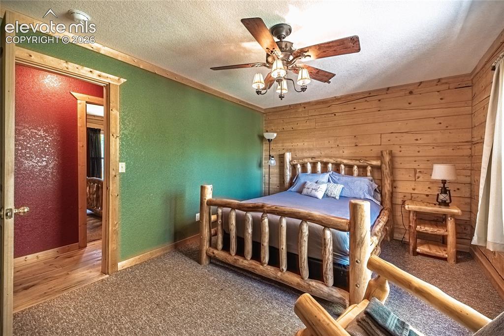 Image 16 of 45: Bedroom