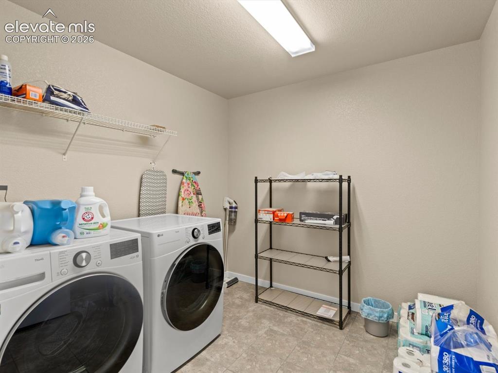 Image 25 of 45: Upstairs laundry room
