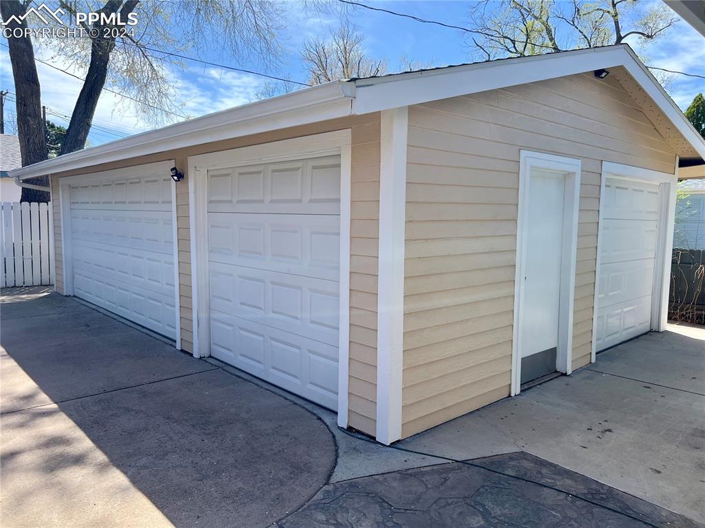Image 6 of 18: View of garage two