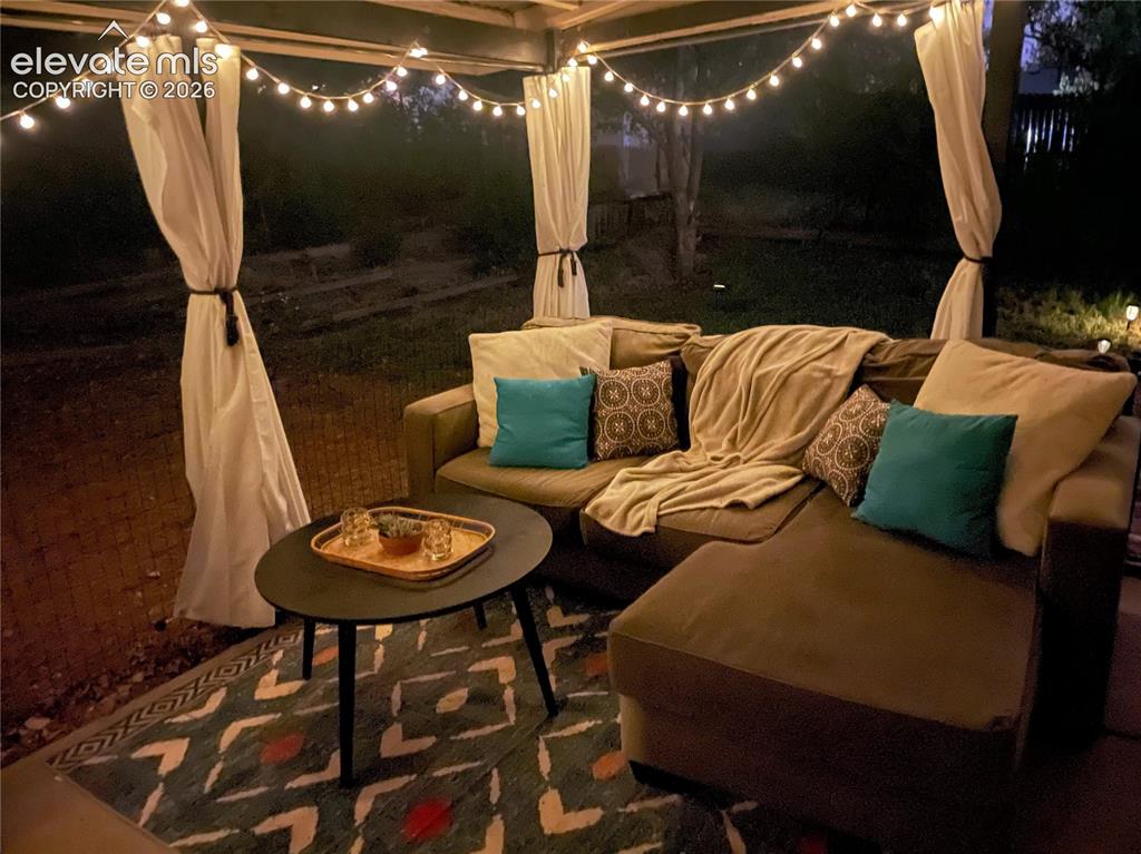 Image 32 of 32: Patio