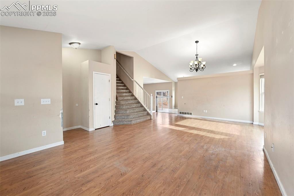 Image 4 of 28: Living Room