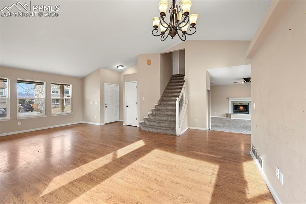 Image 7 of 28: Living Room