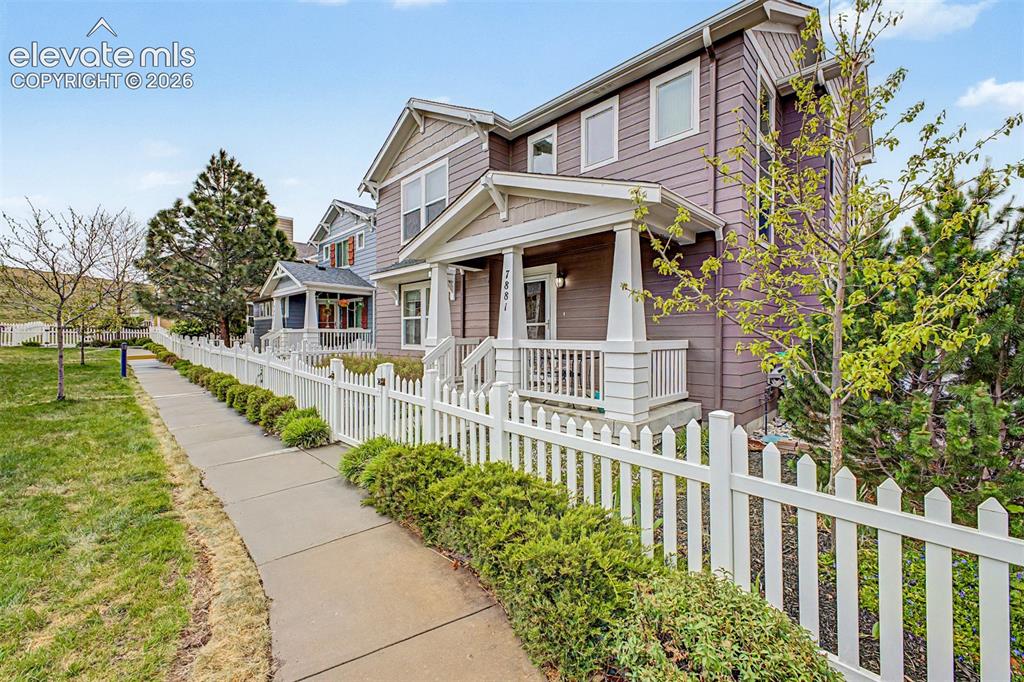 Image 1 of 35: Even Comes With A white picket fence...