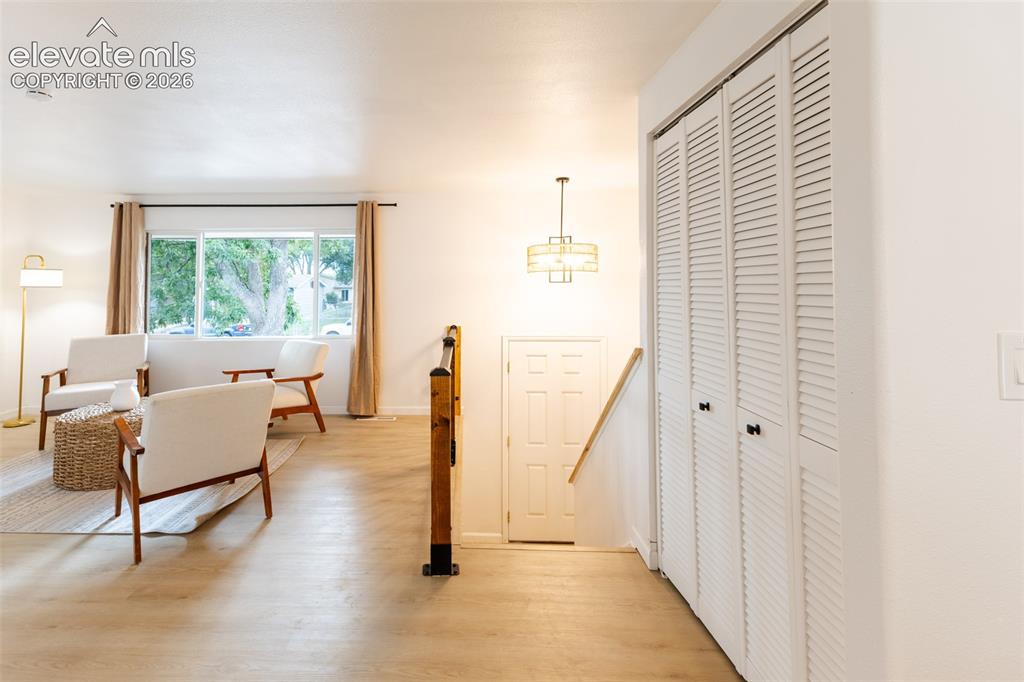 Image 8 of 32: Entry