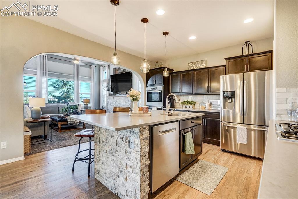 Image 12 of 50: Kitchen