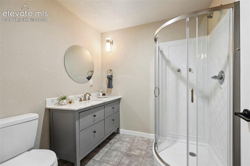 Image 49 of 50: Bathroom