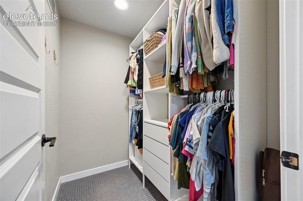 Image 50 of 50: Closet