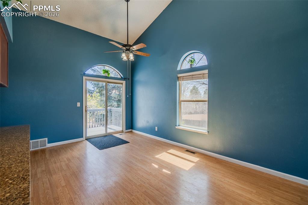 Image 20 of 37: Dining Room