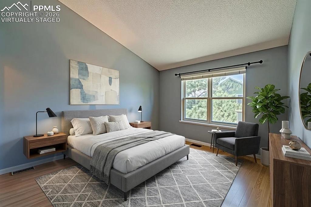 Image 7 of 37: Virtually Staged