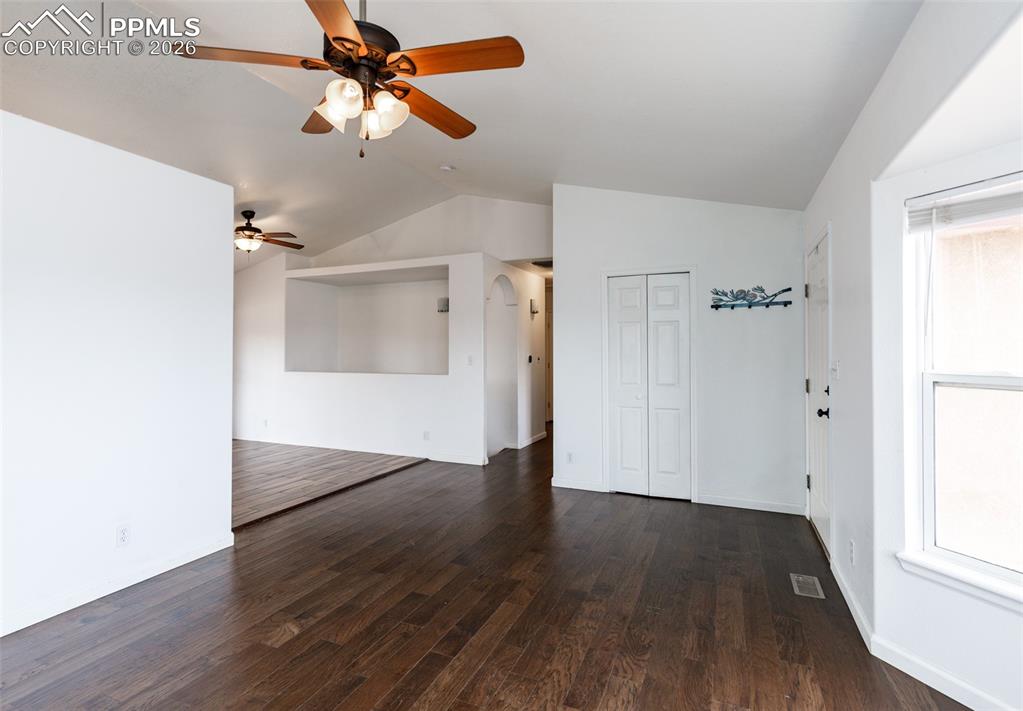 Image 10 of 50: Living Room