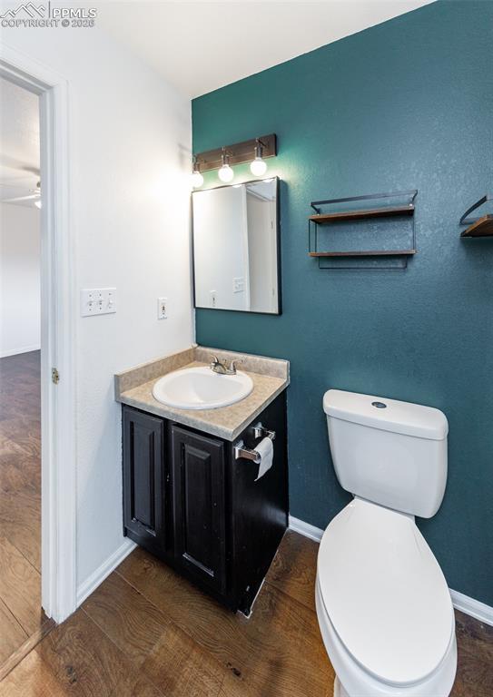 Image 22 of 50: Bathroom