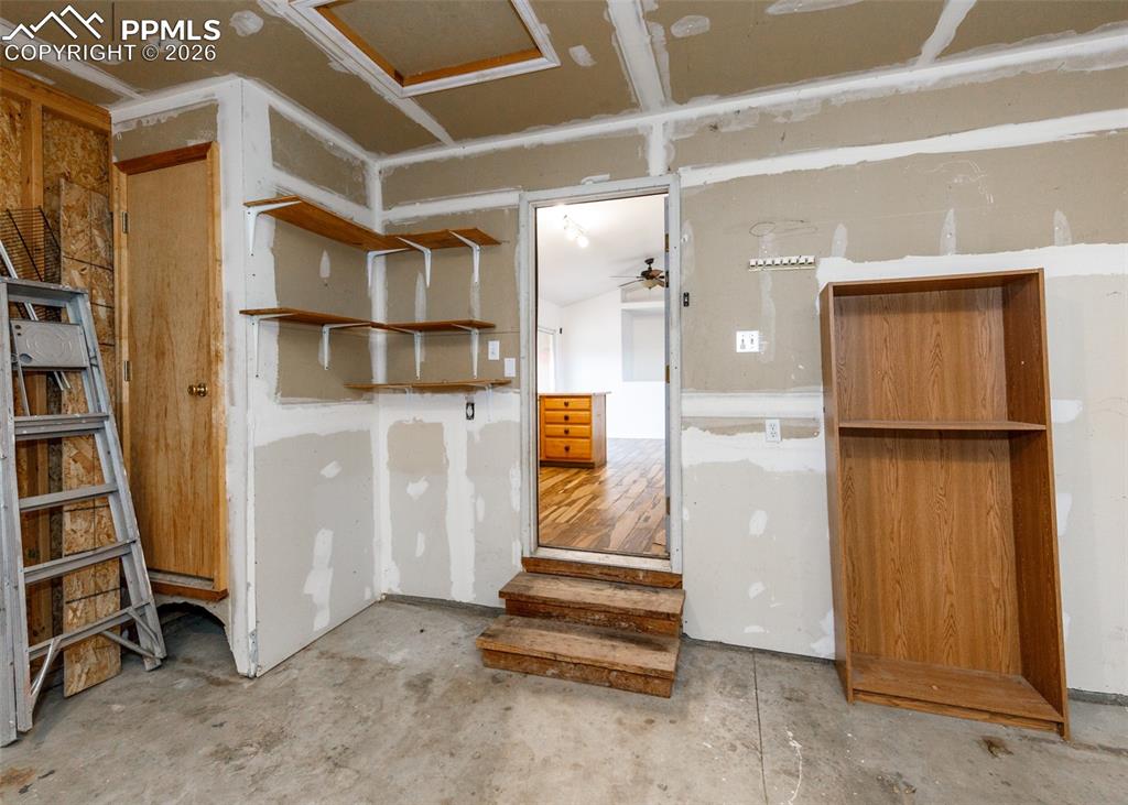 Image 40 of 50: Other