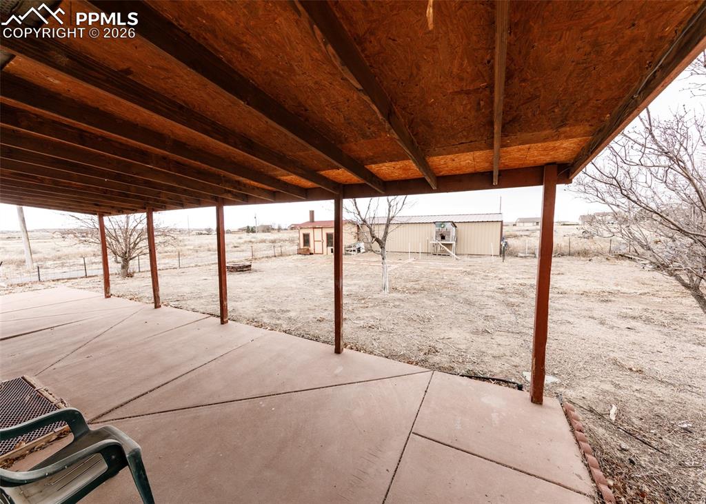 Image 44 of 50: Patio