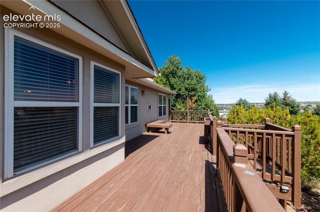 Image 19 of 45: Deck
