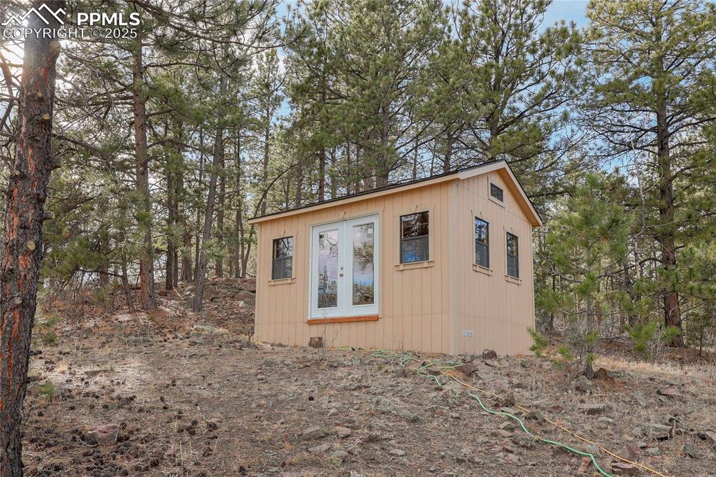 Image 9 of 22: View of home