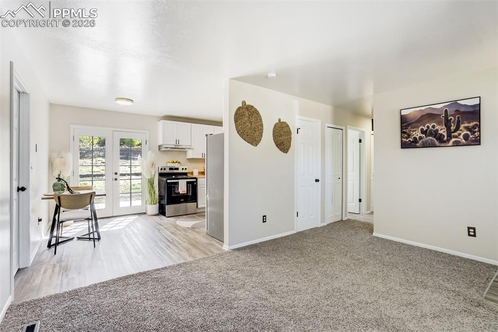 Image 10 of 33: Living Room