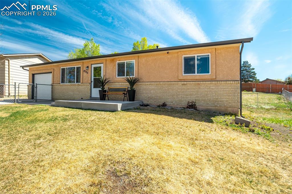 Image 2 of 33: Front of Structure